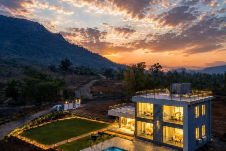 Casa Majestic – 4 Rooms | 4 Bath | Upto 15 Guest