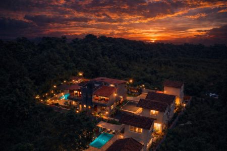 Ruby House  – 8 Rooms | 8 Bath | Upto 20 Guest | 2 pool | Private Lawn