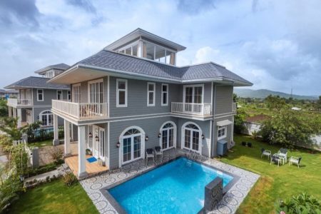 Bluora Villa