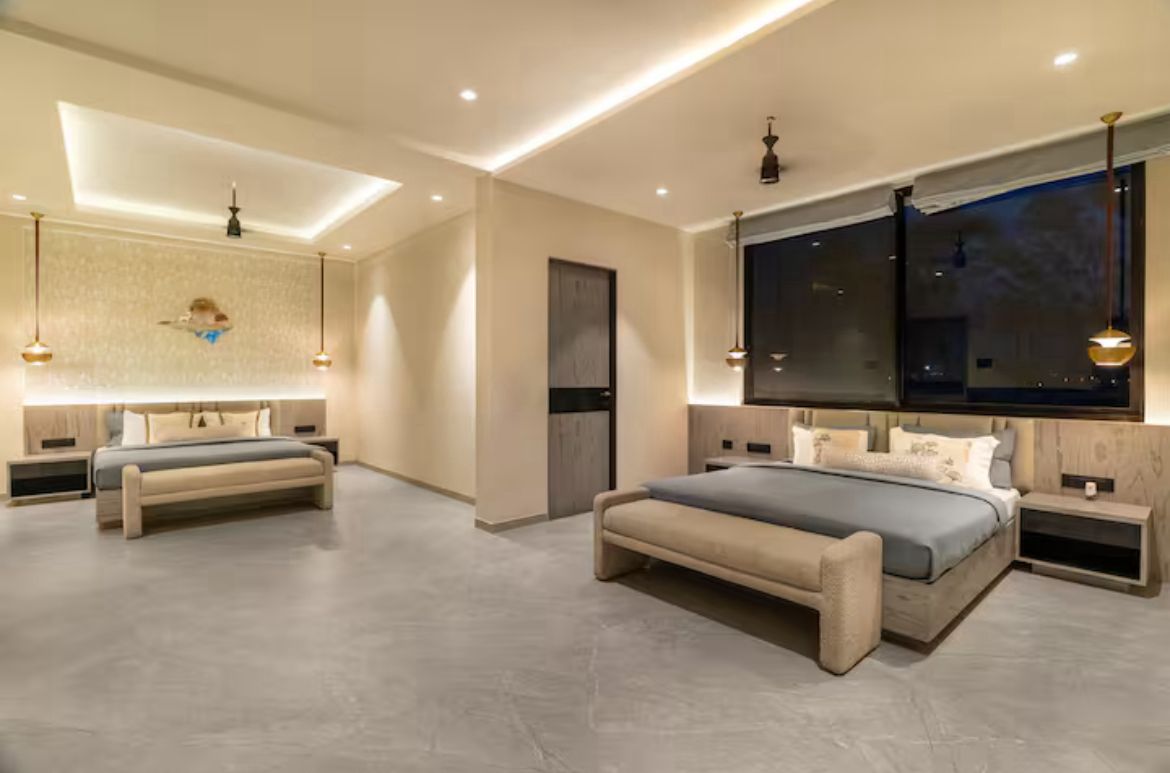 Palace Square 11BHK Villa in Lonavala,Huge Lawn