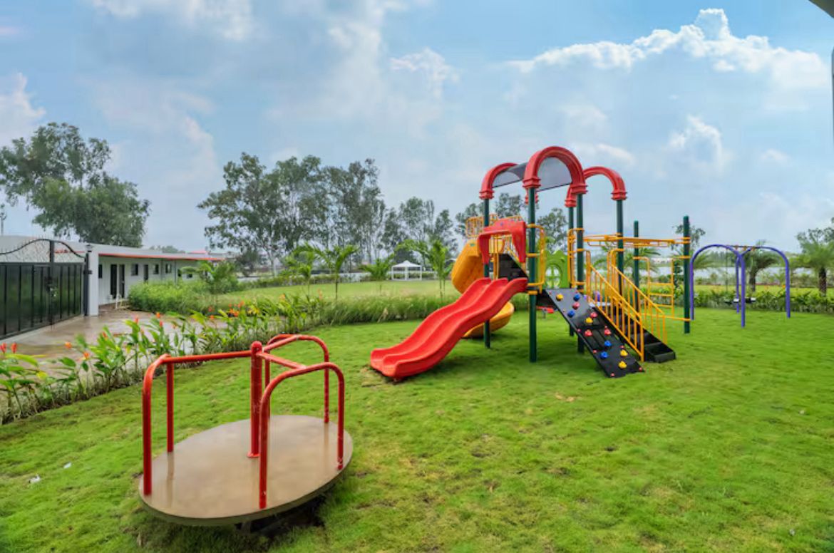 Palace Square 11BHK Villa in Lonavala,Huge Lawn
