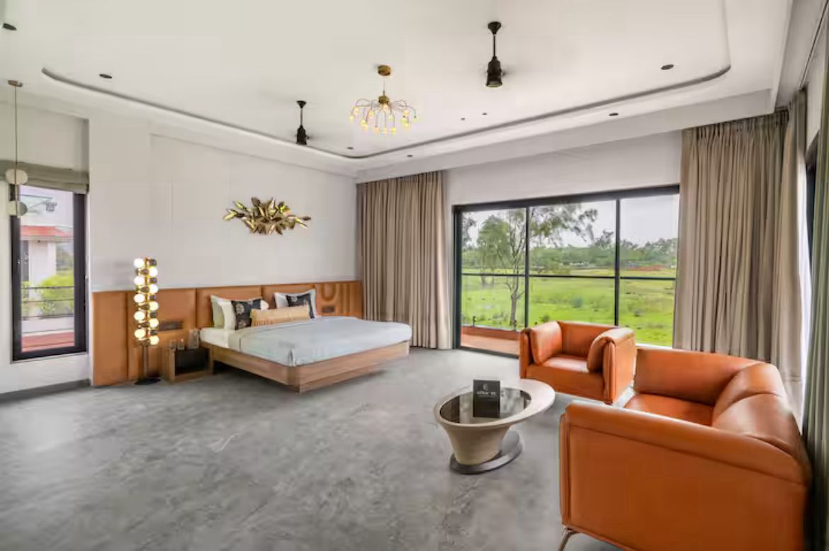 Palace Square 11BHK Villa in Lonavala,Huge Lawn